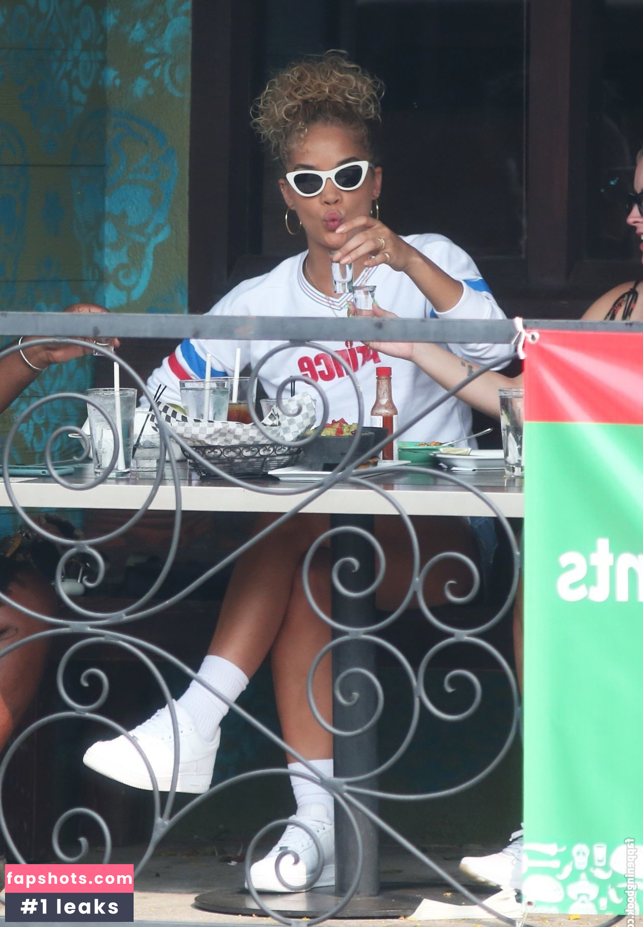 Jasmine Sanders gallery photo #259