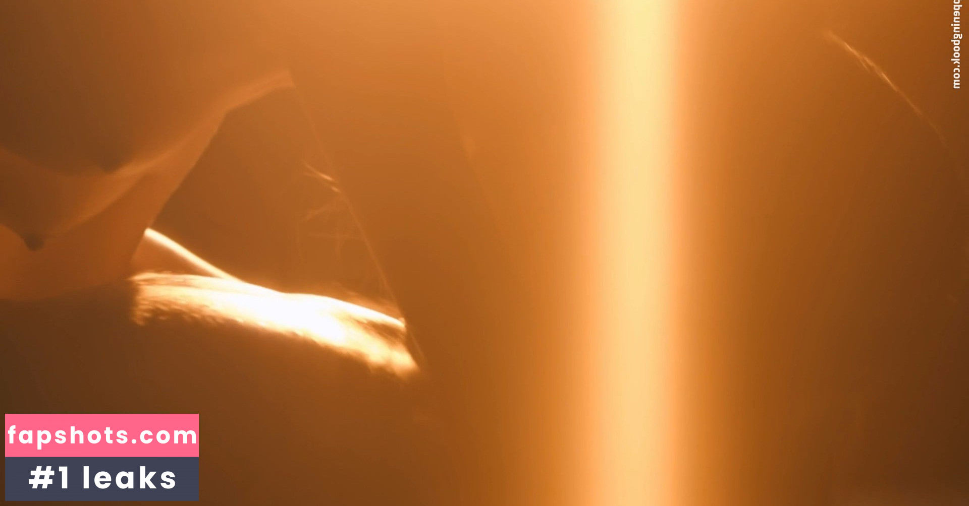 Jasmine Truong gallery photo #5