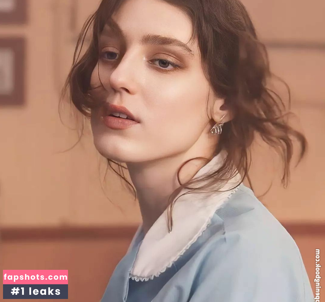 Jasmine van den Bogaerde gallery photo #19