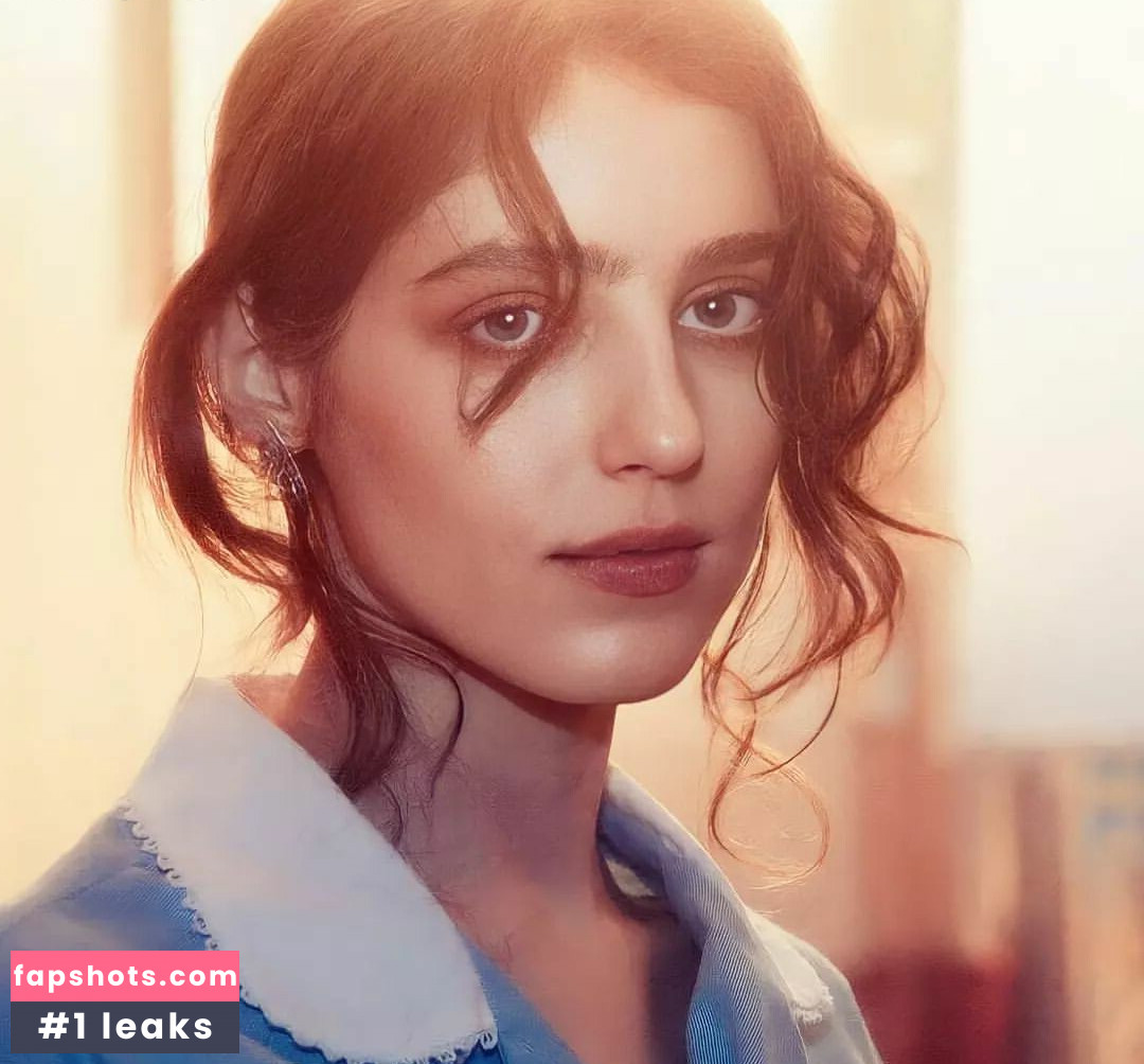 Jasmine van den Bogaerde gallery photo #21