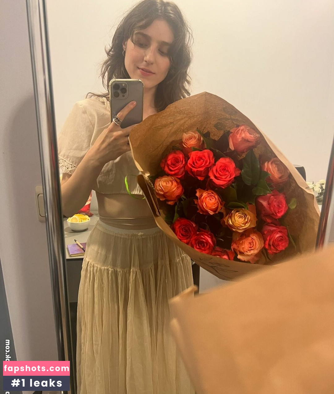 Jasmine van den Bogaerde gallery photo #8