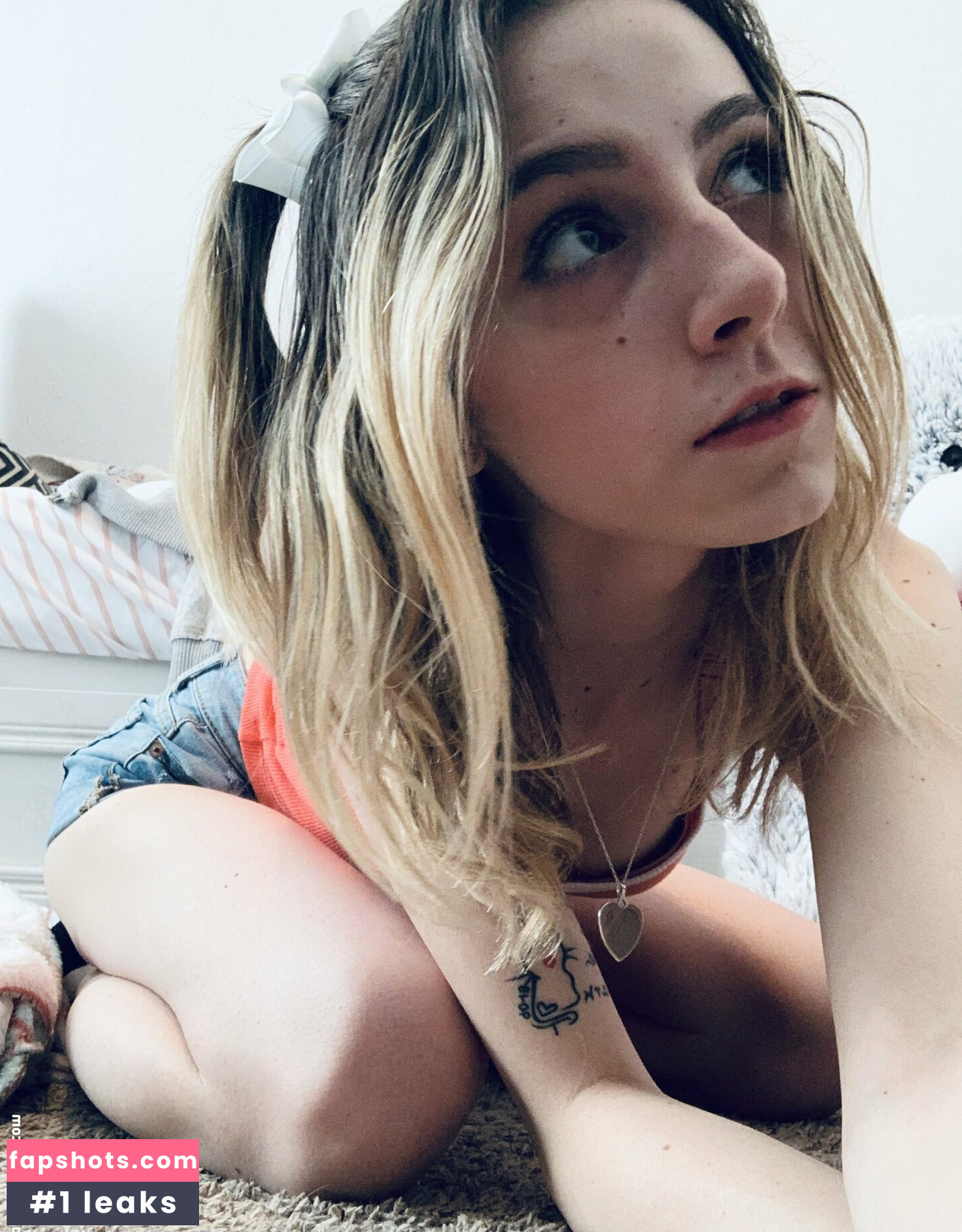 jasminecx nude babe gallery