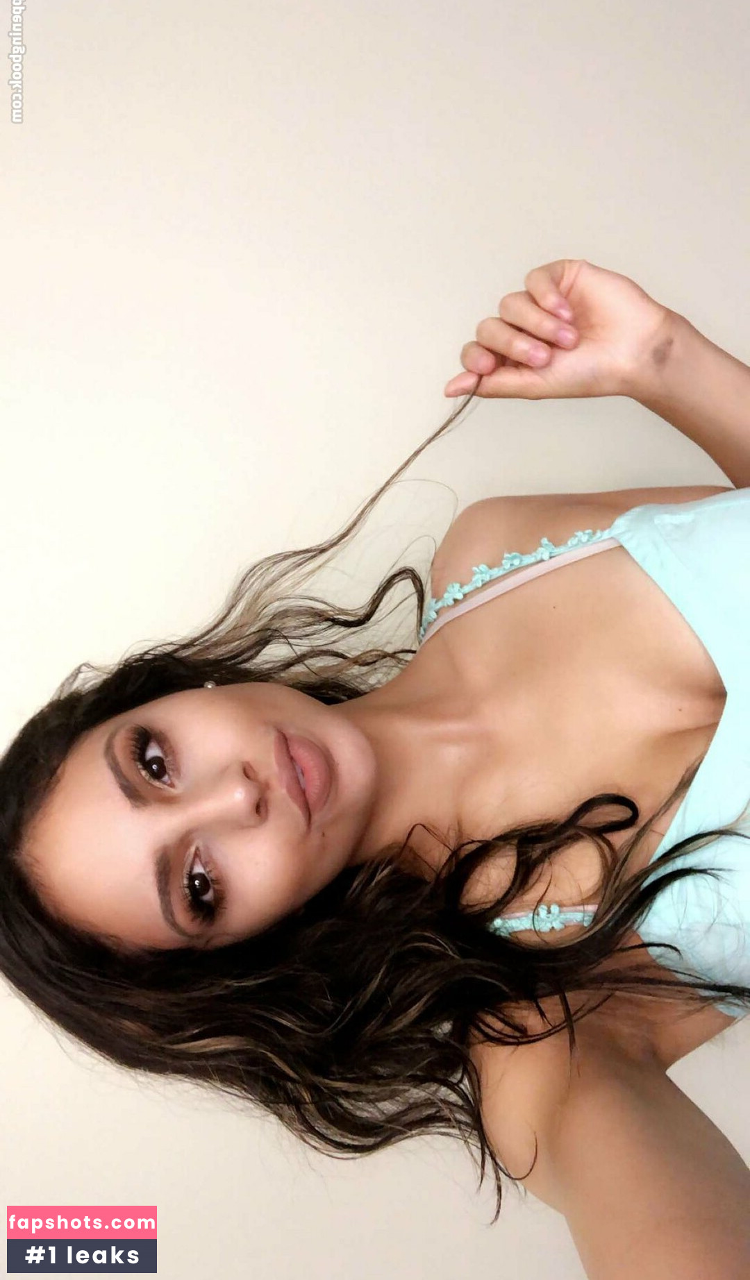 Jasmynnive gallery photo #15