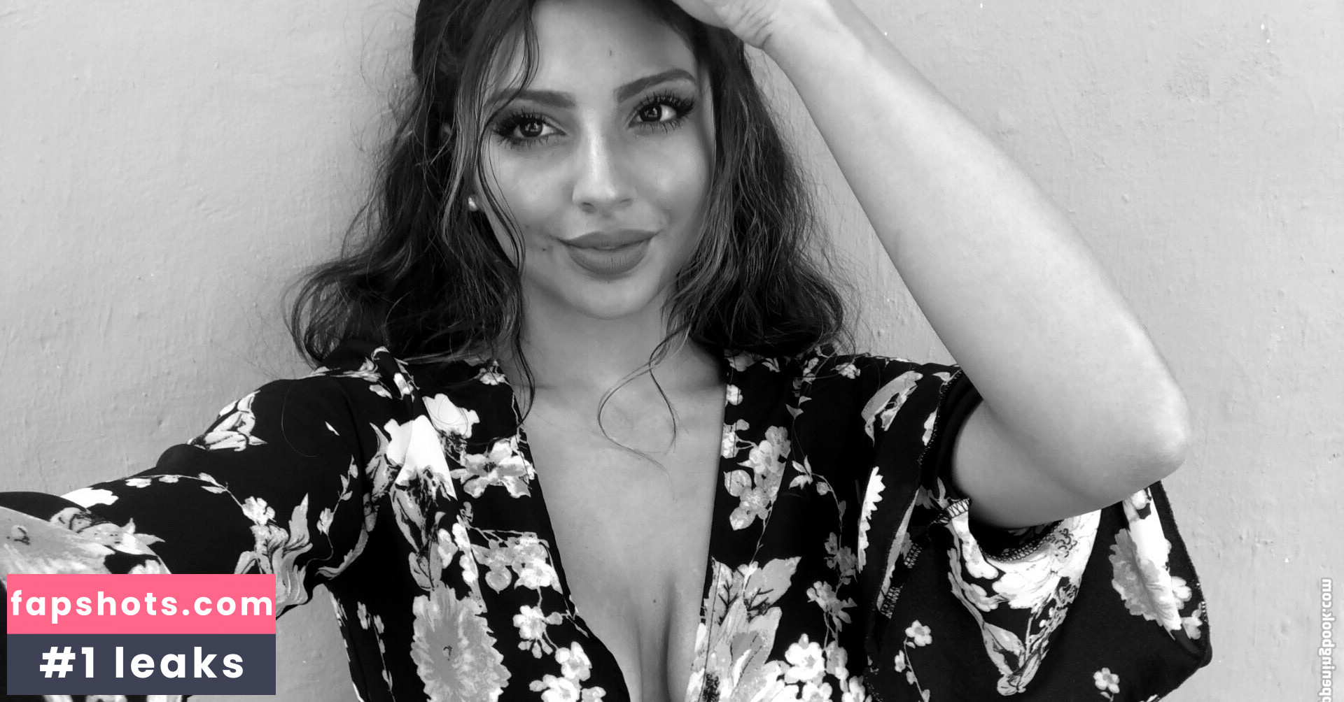 Jasmynnive gallery photo #16