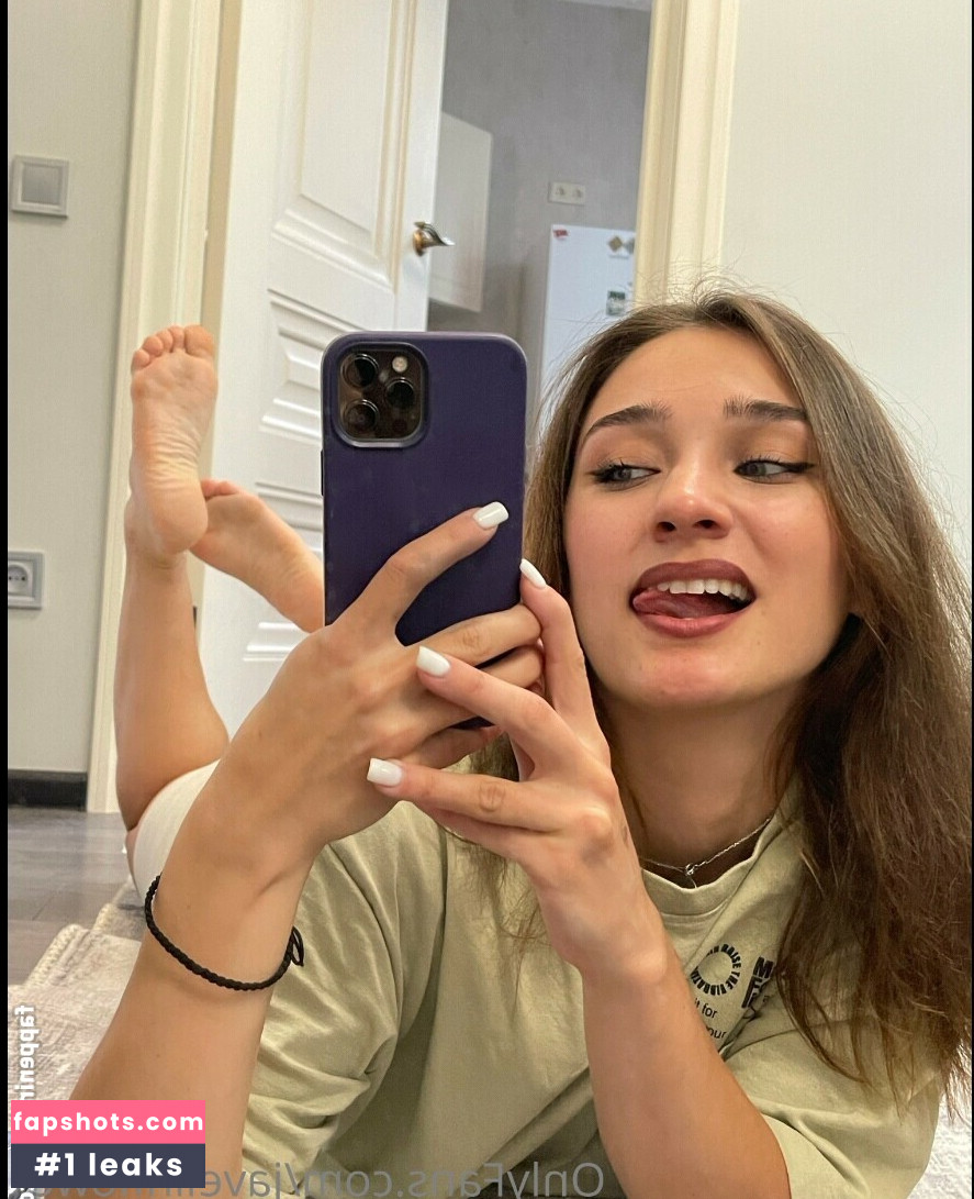 Javelin_Daisy gallery photo #36