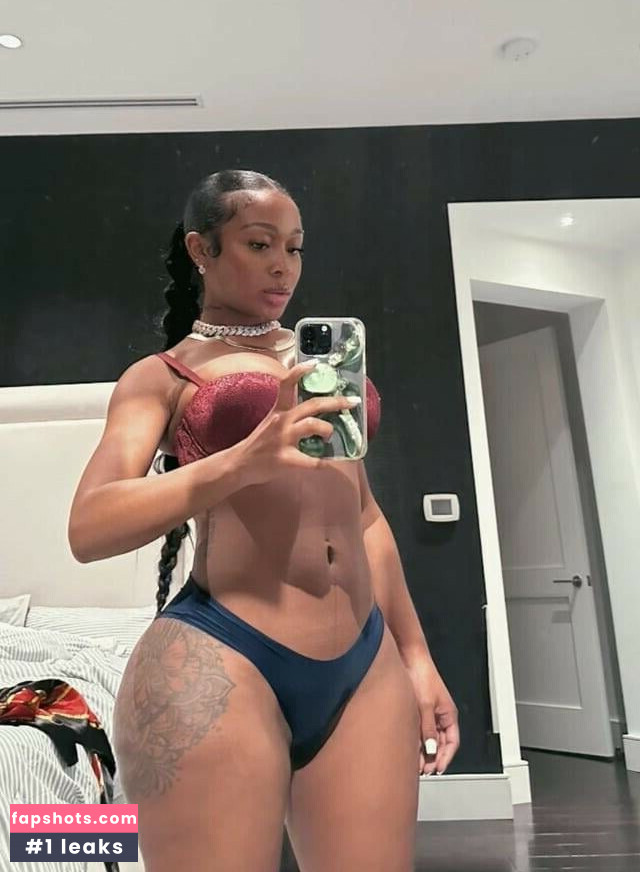 Jayda Wayda gallery photo #12