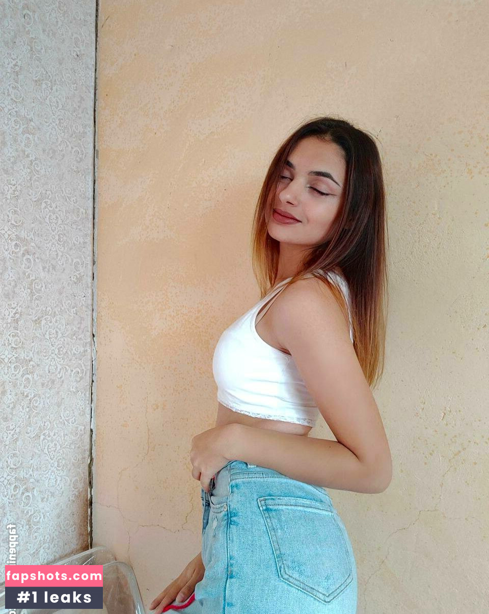 jaynique gallery photo #22