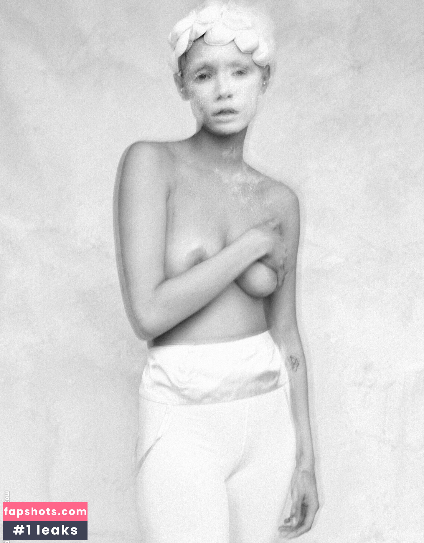 Jazelle Zanaughtti gallery photo #13