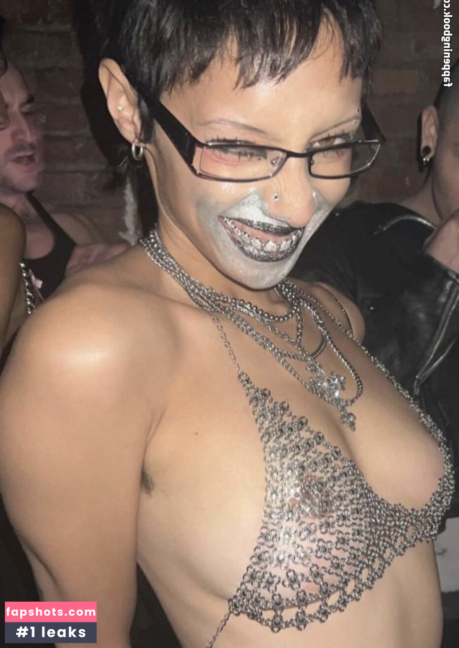 Jazelle Zanaughtti gallery photo #27