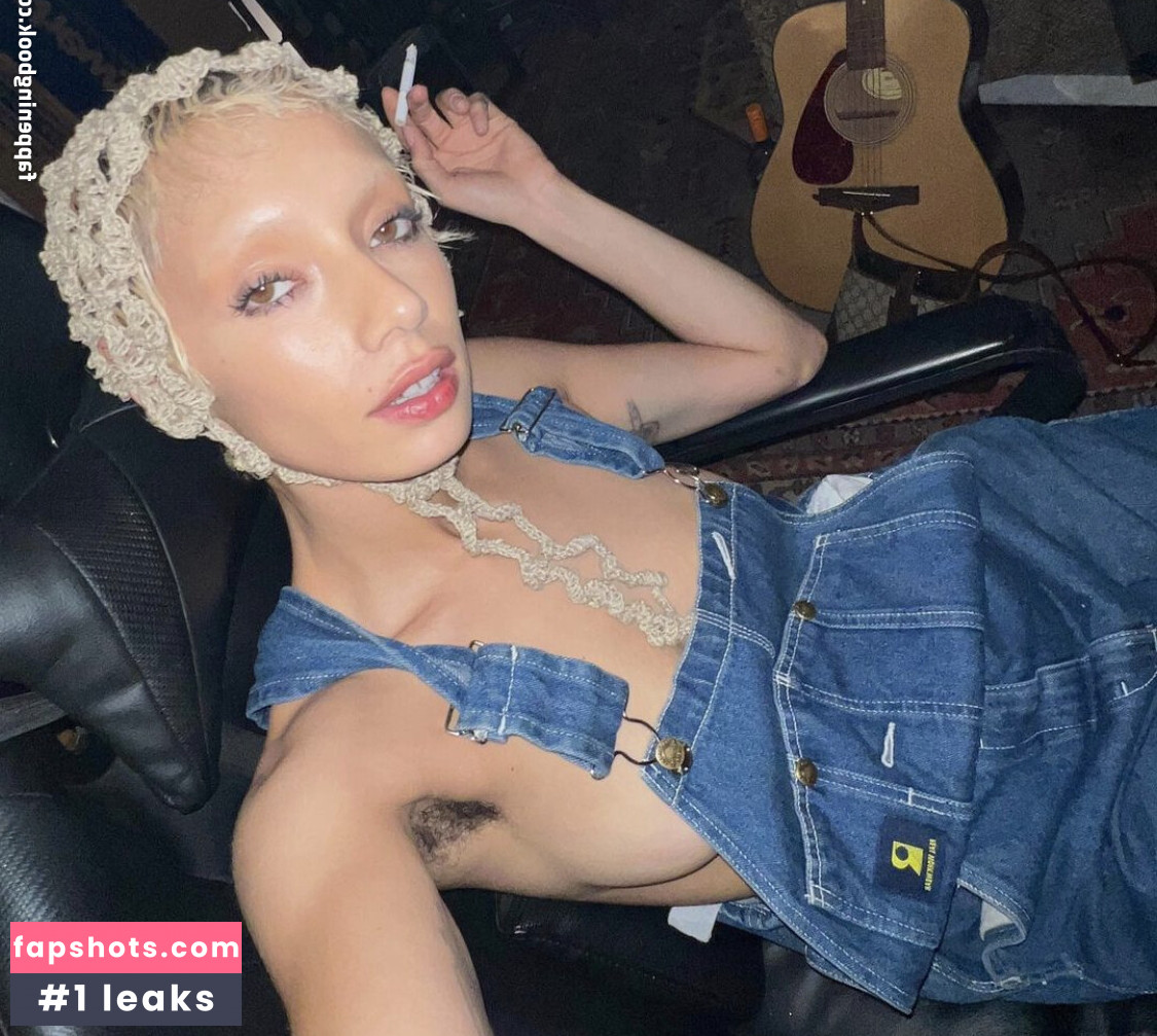 Jazelle Zanaughtti gallery photo #34