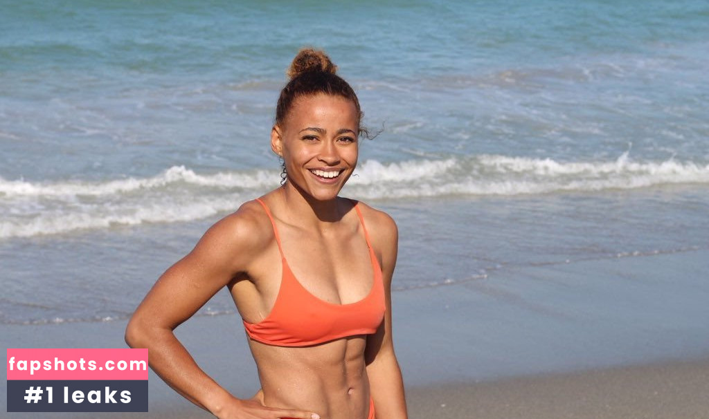 Jazmin Sawyers gallery photo #5