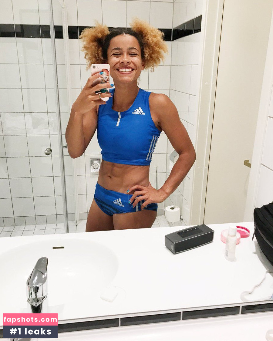 Jazmin Sawyers gallery photo #7