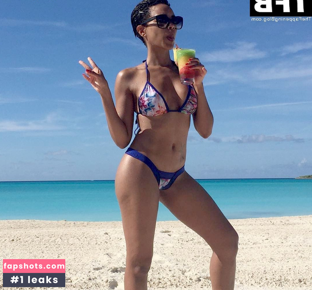 Jazmyn Simon gallery photo #6