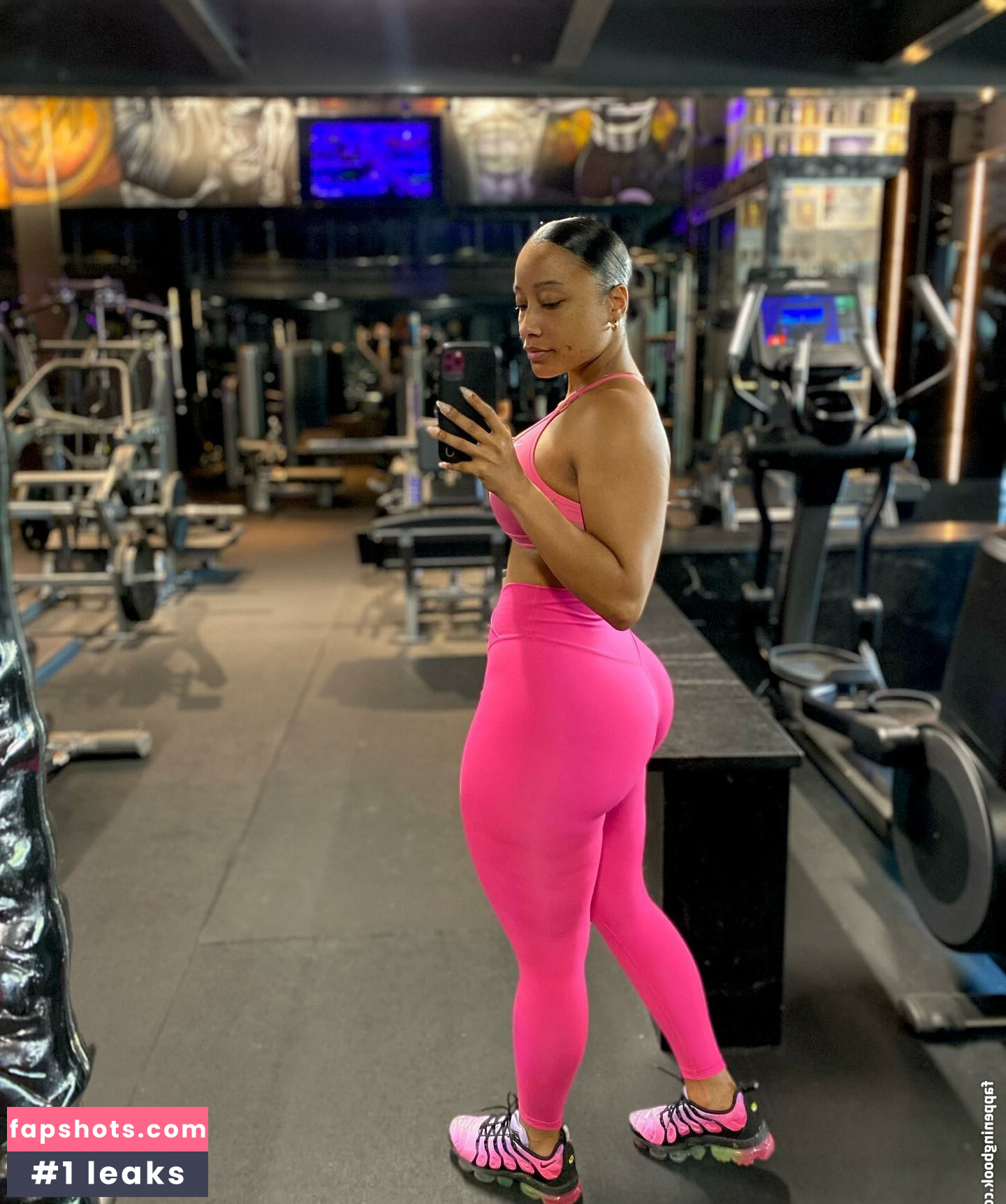 Jazzmine Jackson gallery photo #3