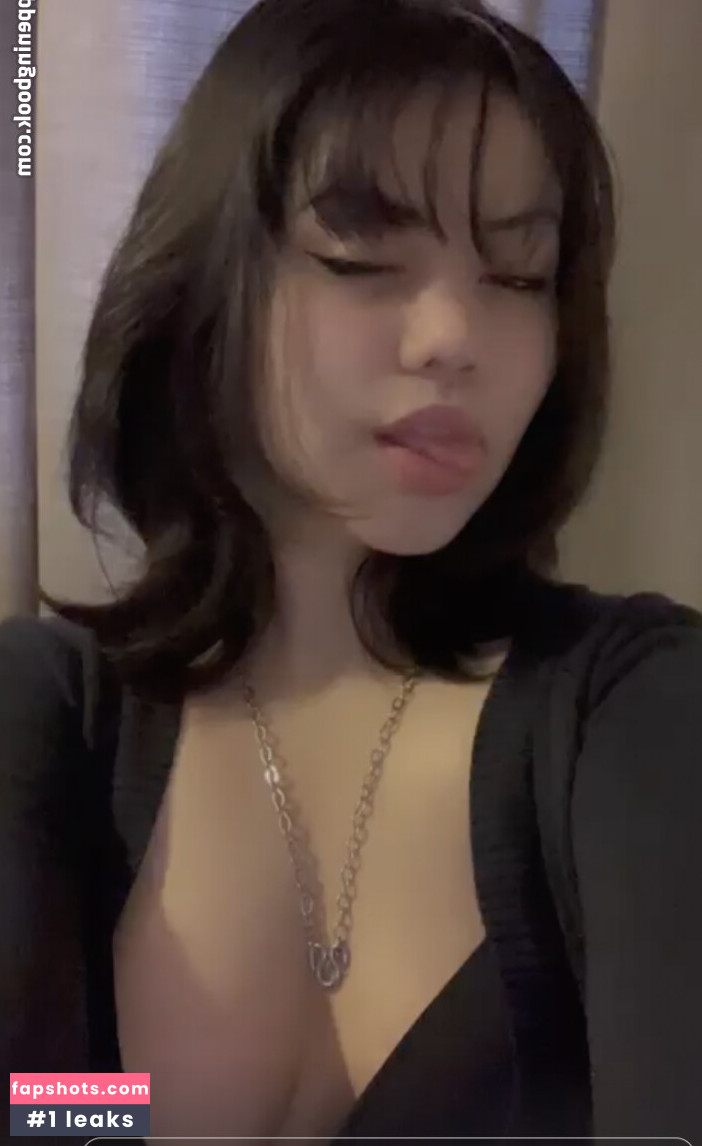 Jazzy Rosie gallery photo #4