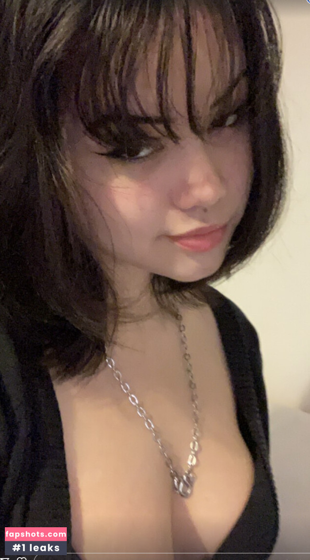 Jazzy Rosie gallery photo #8