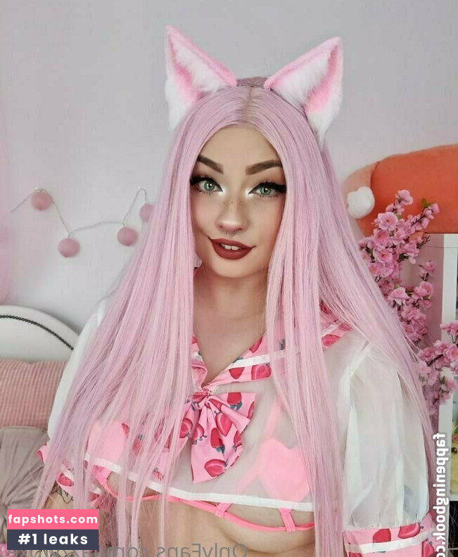 Jazzyfoxe nude babe gallery