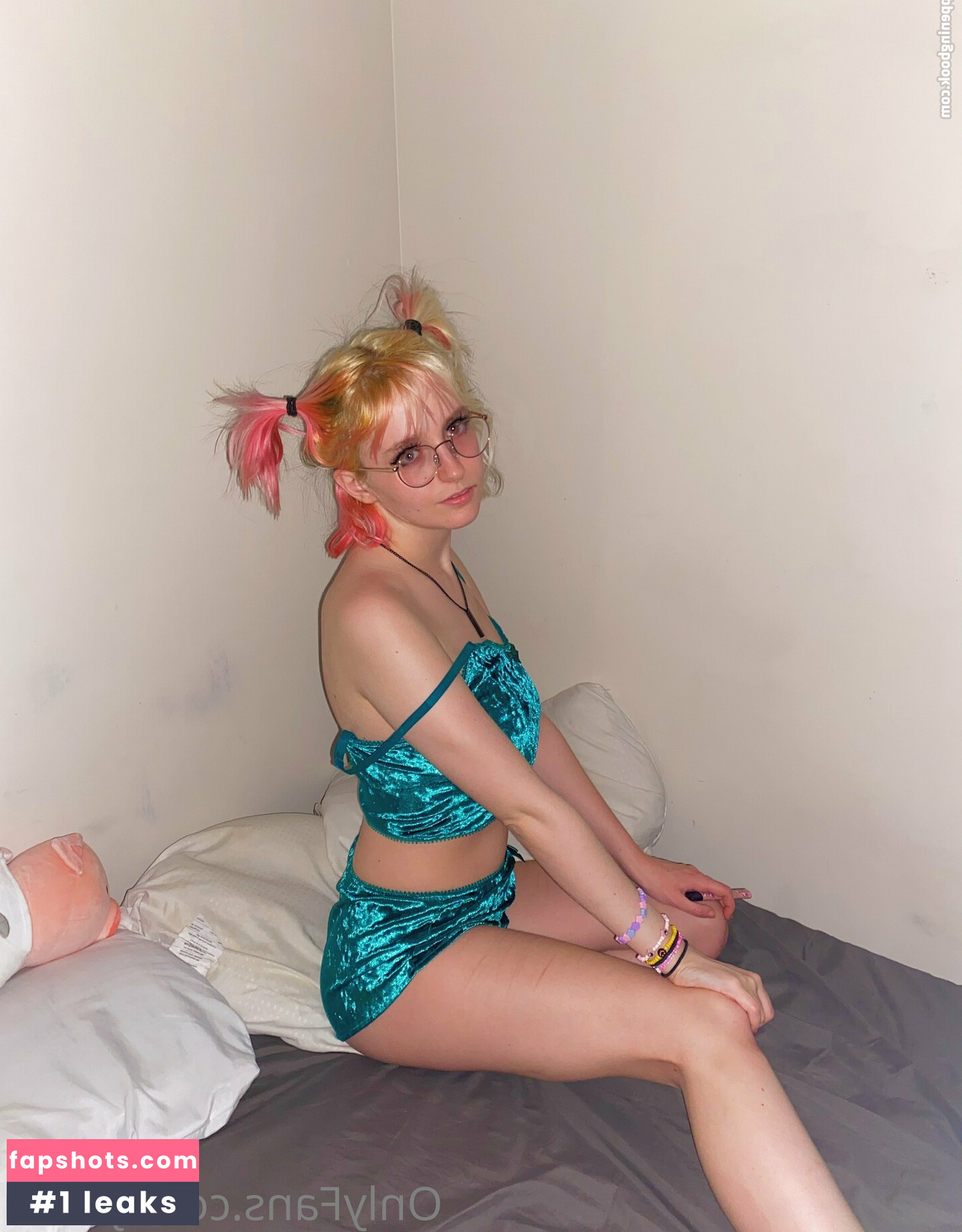 jchuu Nude Leaks OnlyFans Photos #5 - LeakJerk