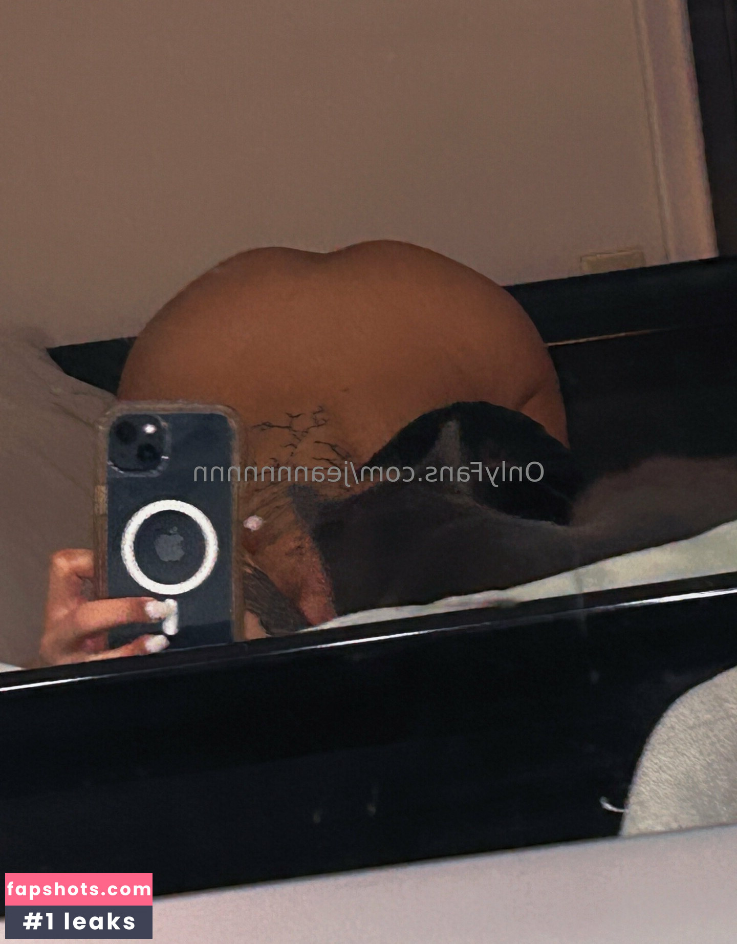 Jean Louie gallery photo #4