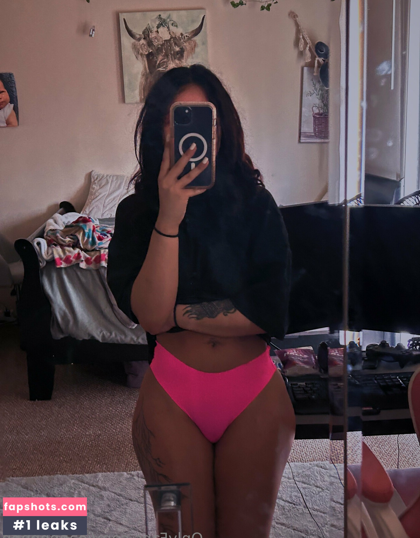 Jean Louie gallery photo #50