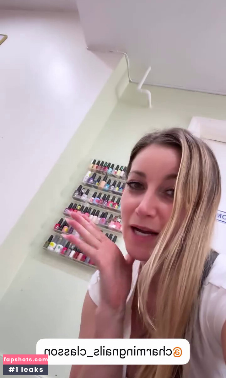 Jeana gallery photo #4