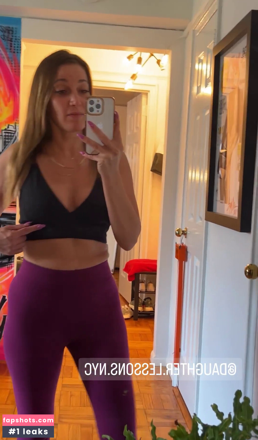 Jeana gallery photo #38