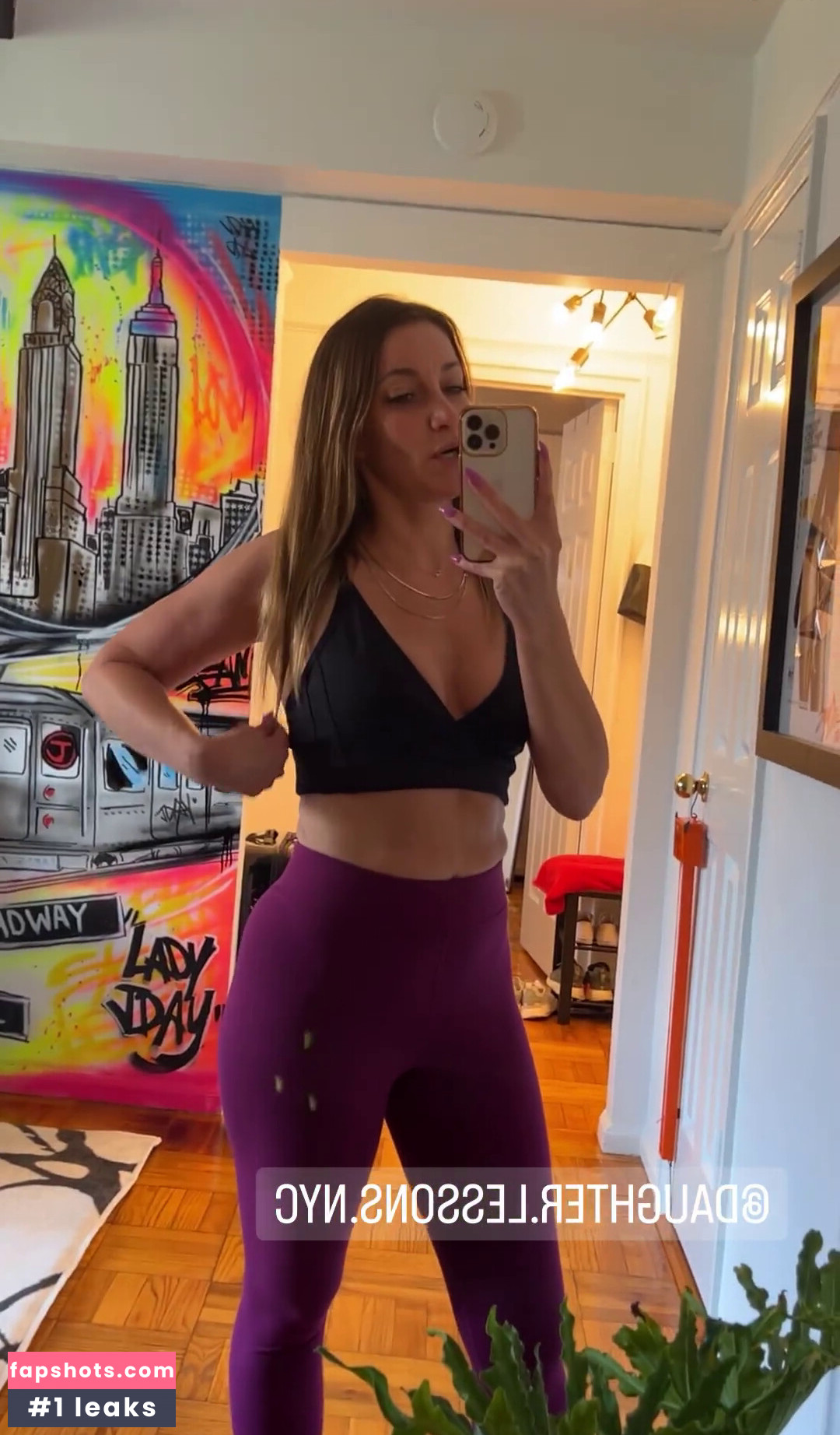 Jeana gallery photo #39