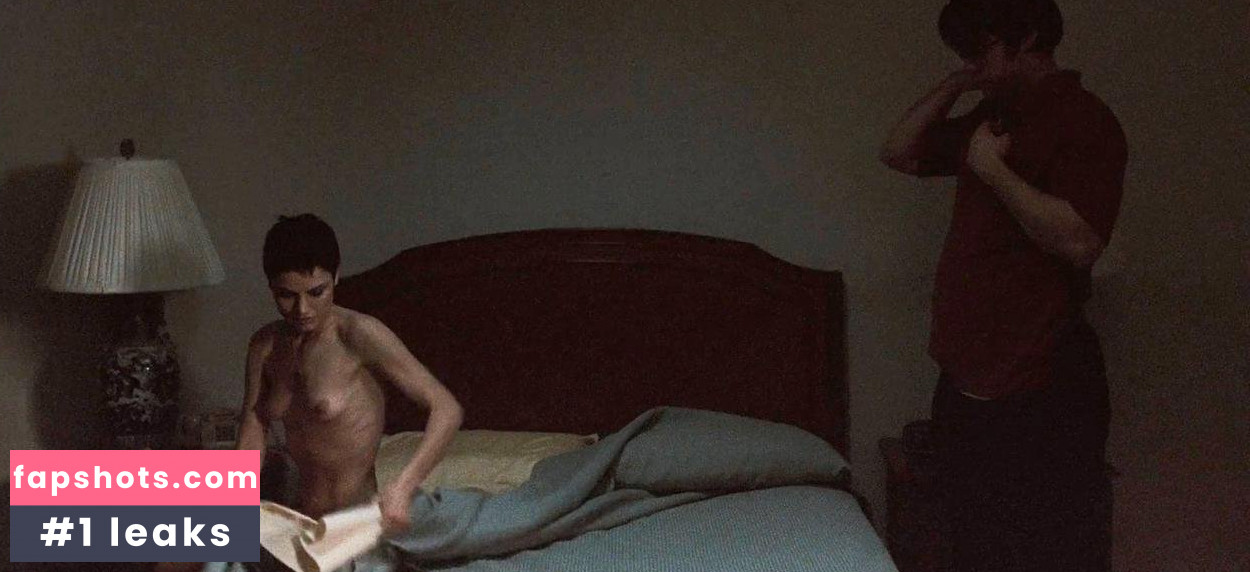 Jeane Fournier gallery photo #8