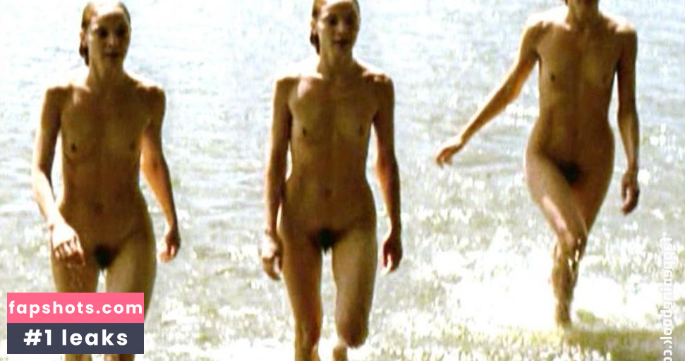 Jeanette Hain gallery photo #40