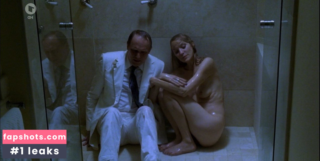 Jeanette Hain gallery photo #5