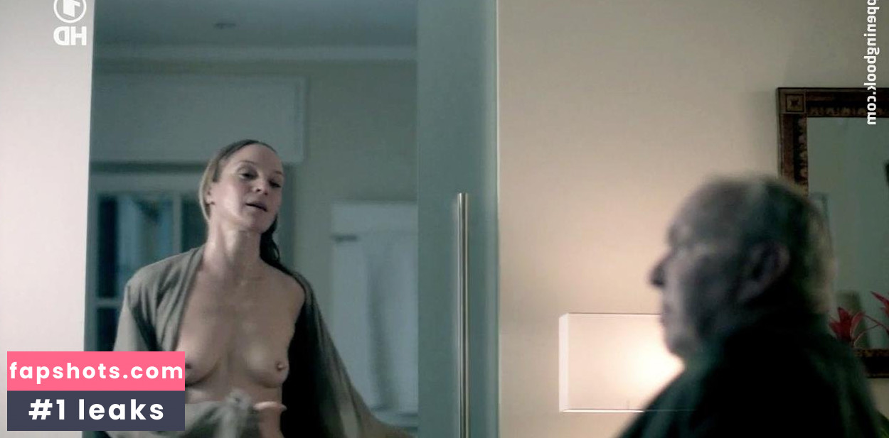 Jeanette Hain gallery photo #46