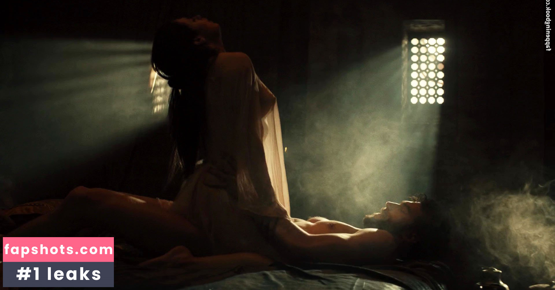 Jeanine Mason gallery photo #10