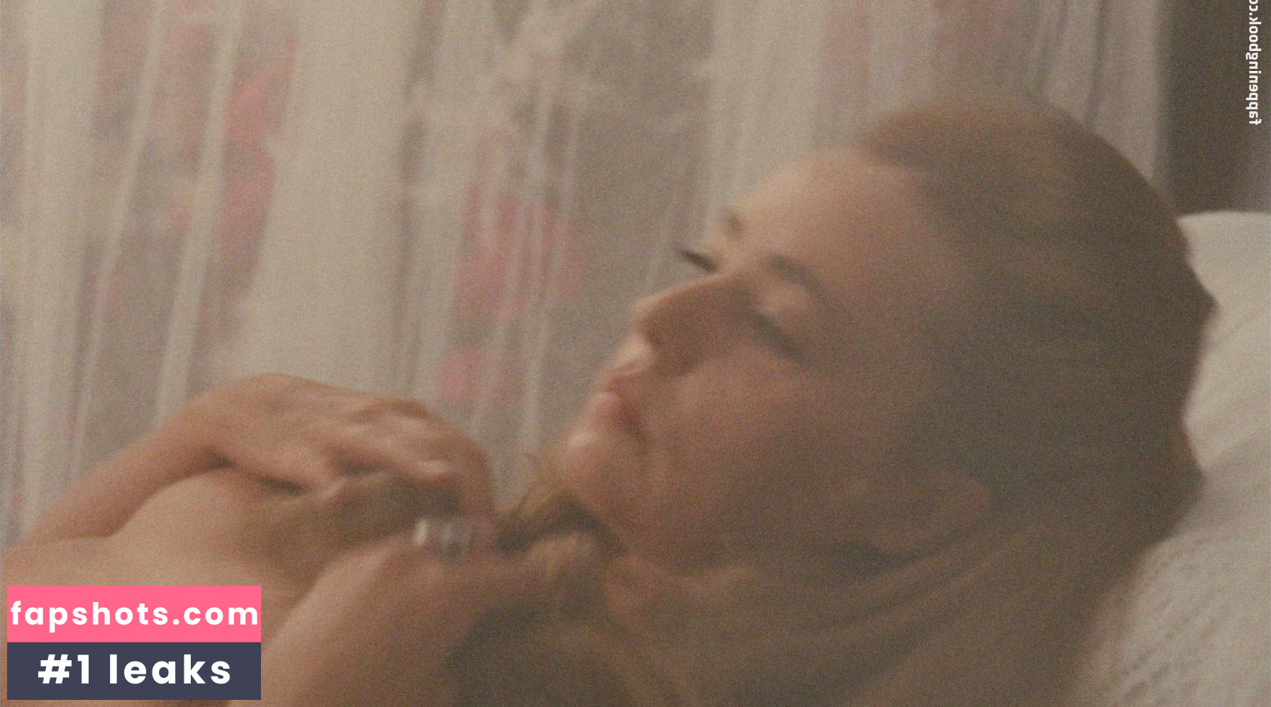 Jeanne Moreau gallery photo #11