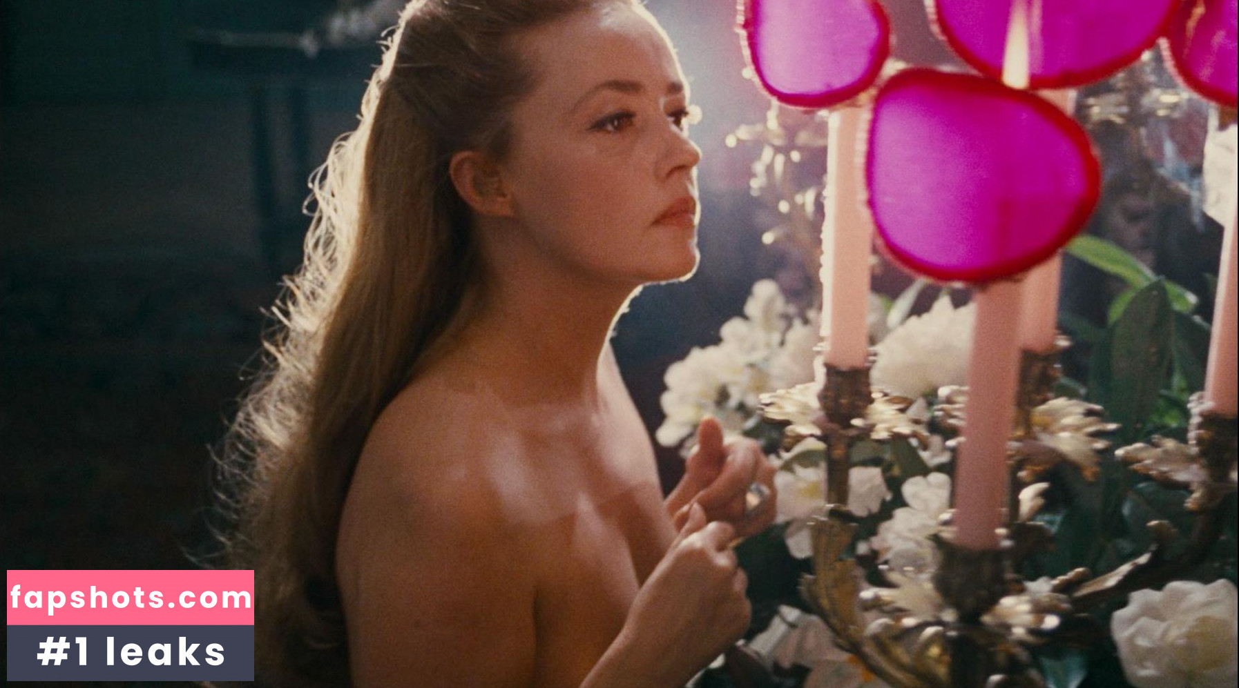 Jeanne Moreau gallery photo #10