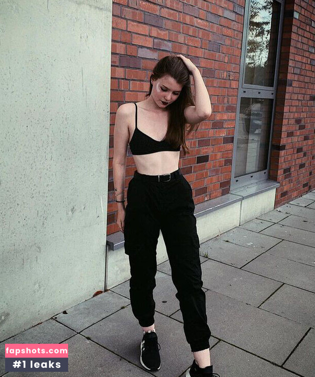 Jeanne.Zeitler Nude Leaks OnlyFans Photos #38 - LeakJerk