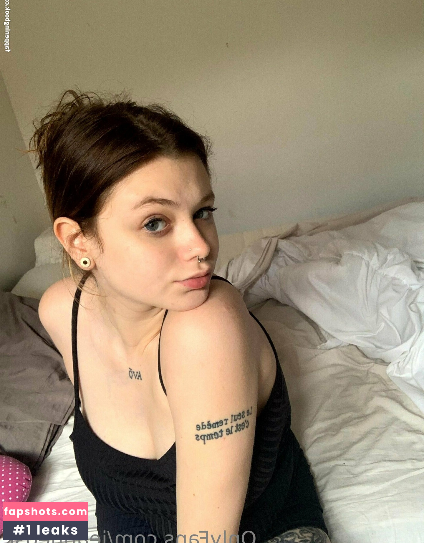 jeanneosk Nude Leaks OnlyFans Photos #22 - LeakJerk