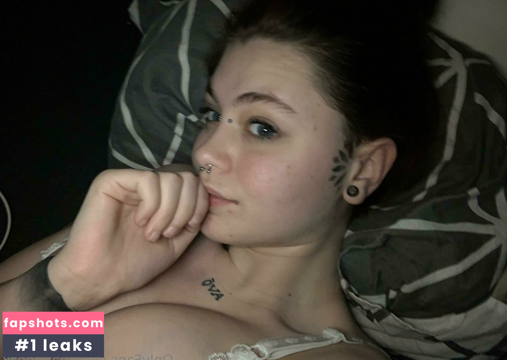 jeanneosk Nude Leaks OnlyFans Photos #34 - LeakJerk