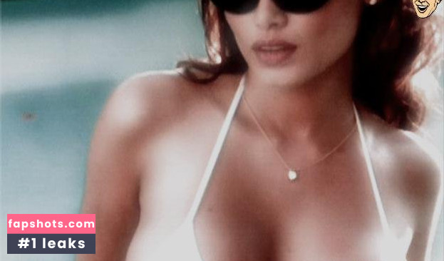 Jeannie Millar gallery photo #2