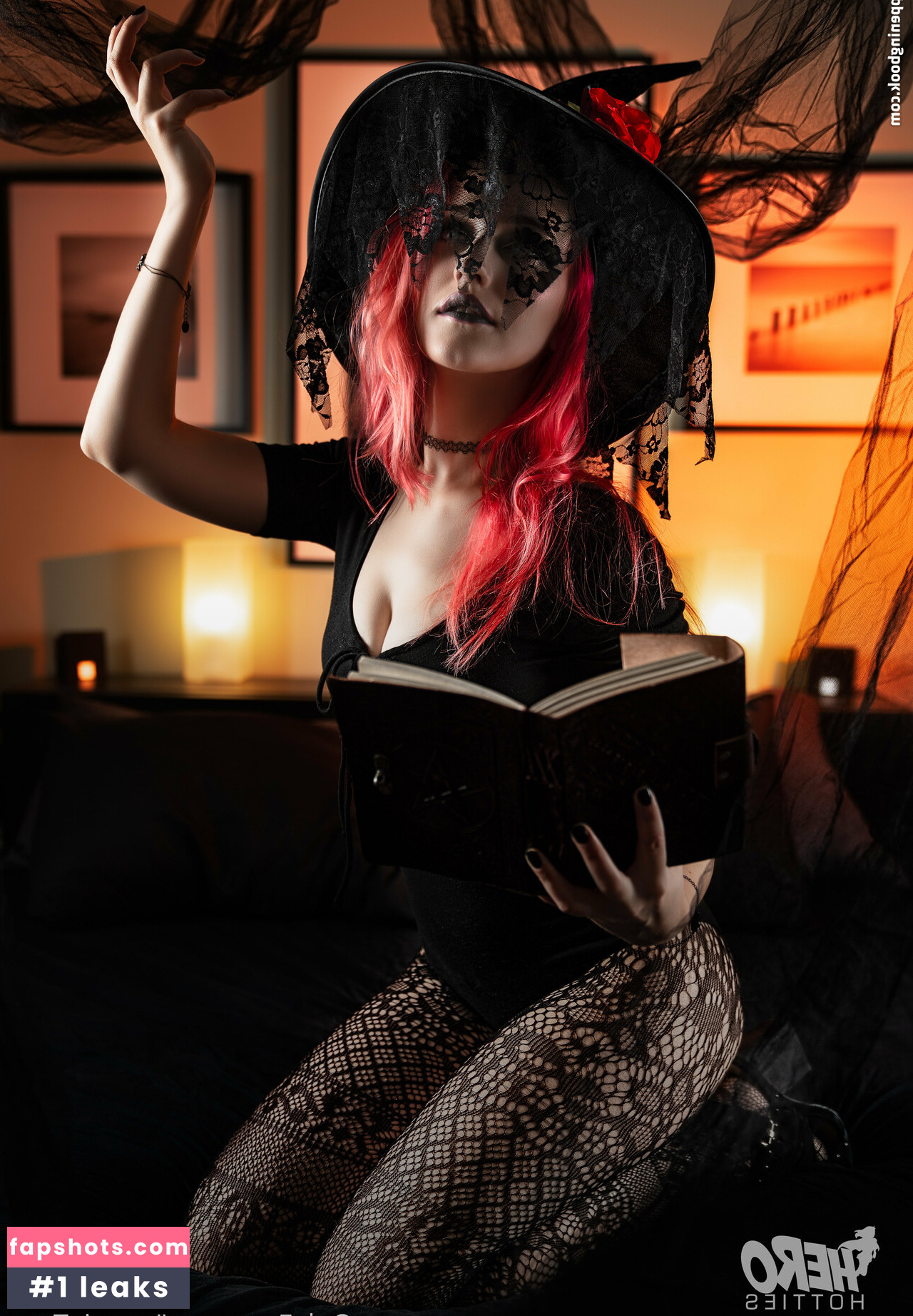 jeannietowndarkness gallery photo #17