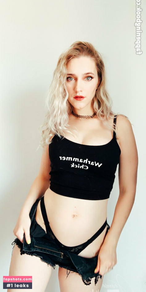 jeannietowndarkness gallery photo #30