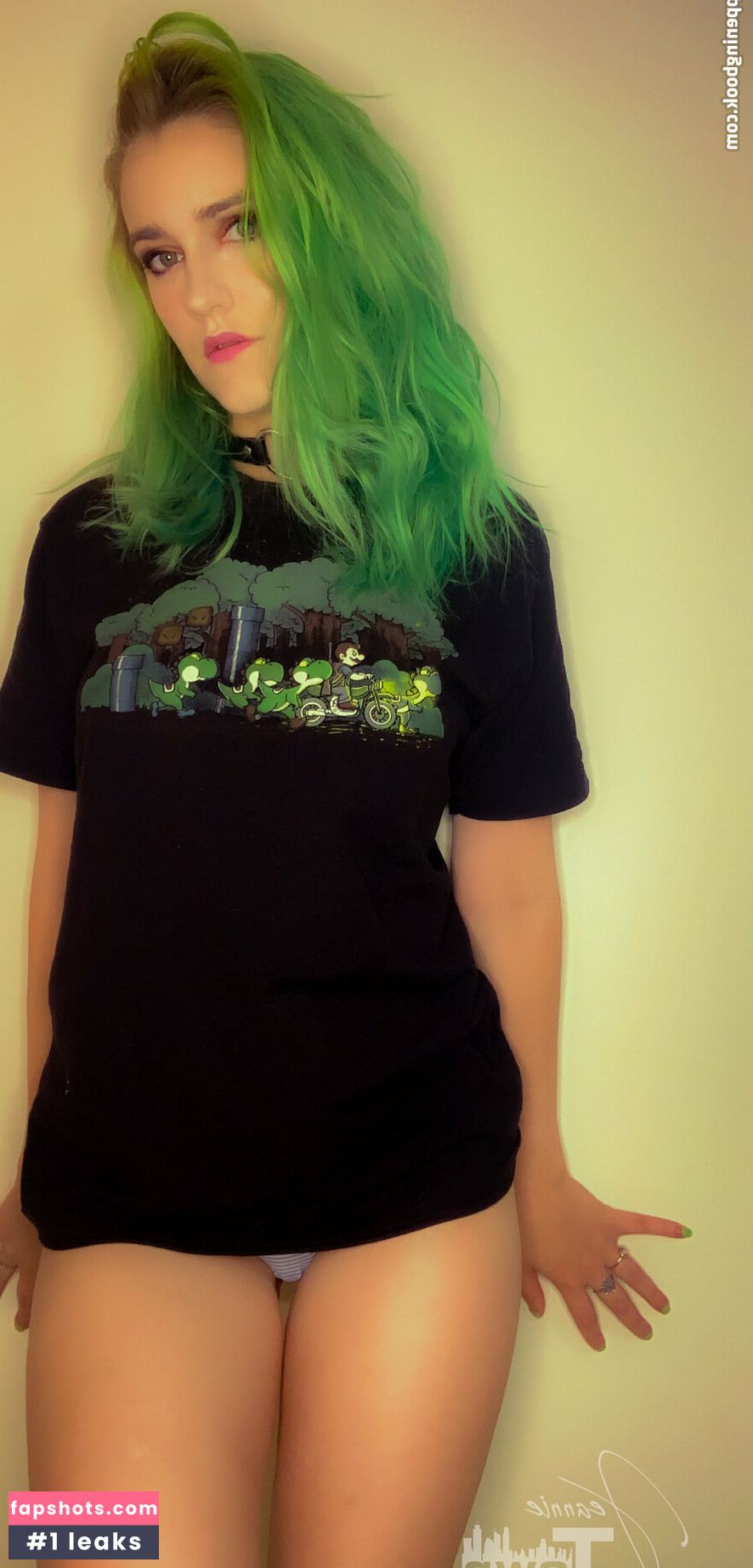 jeannietowndarkness gallery photo #37