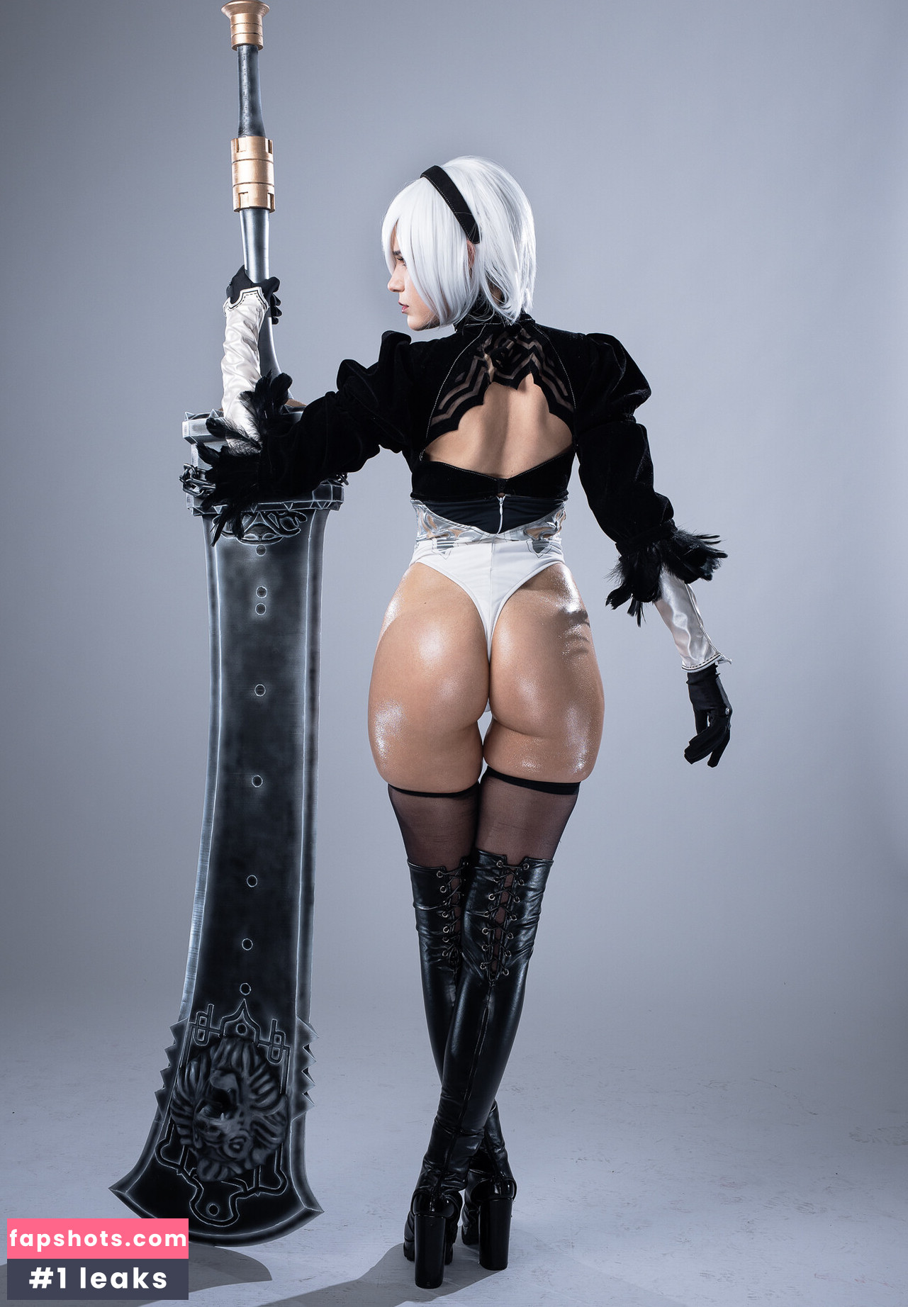 JeanWanWan gallery photo #225