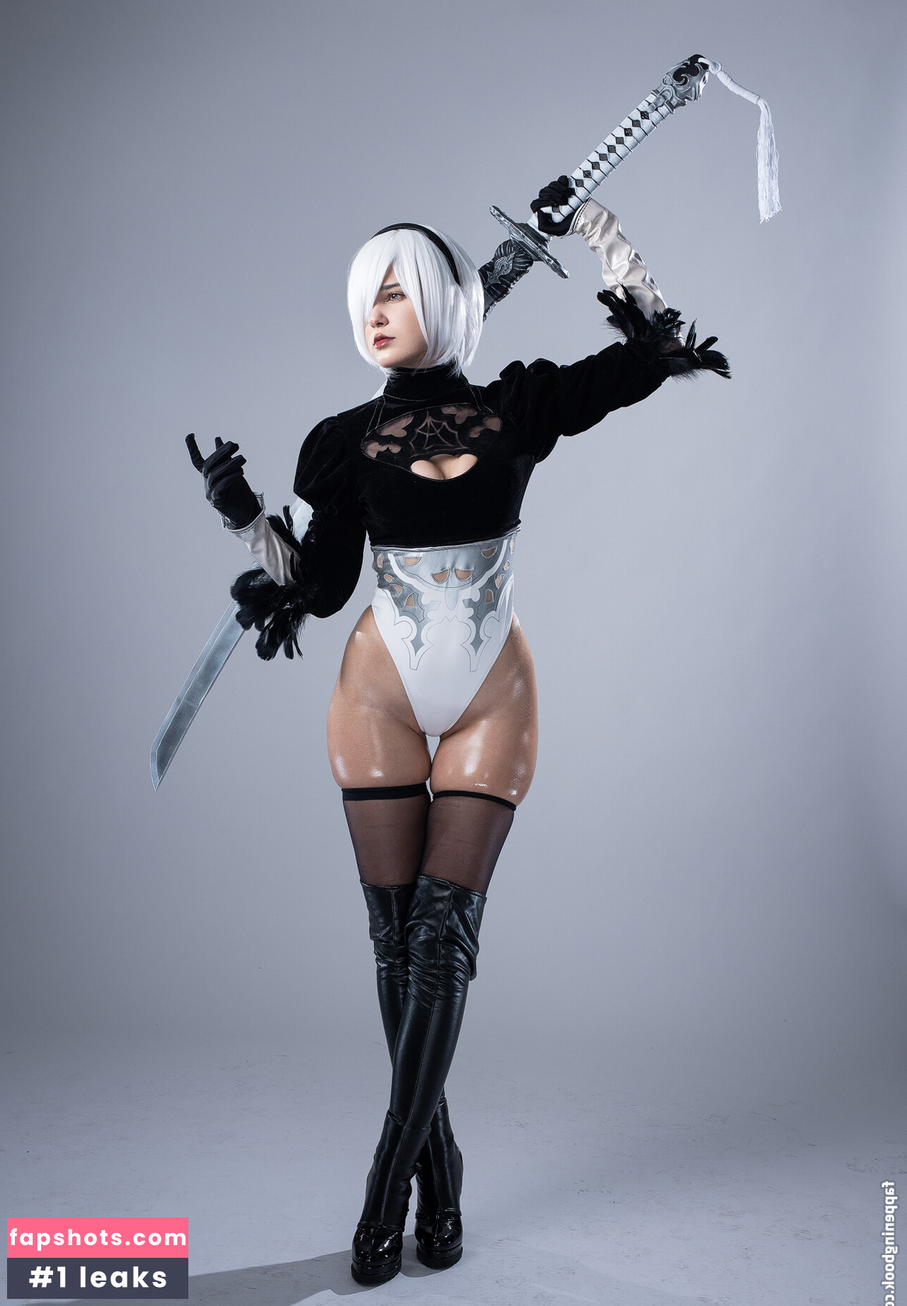 JeanWanWan gallery photo #240