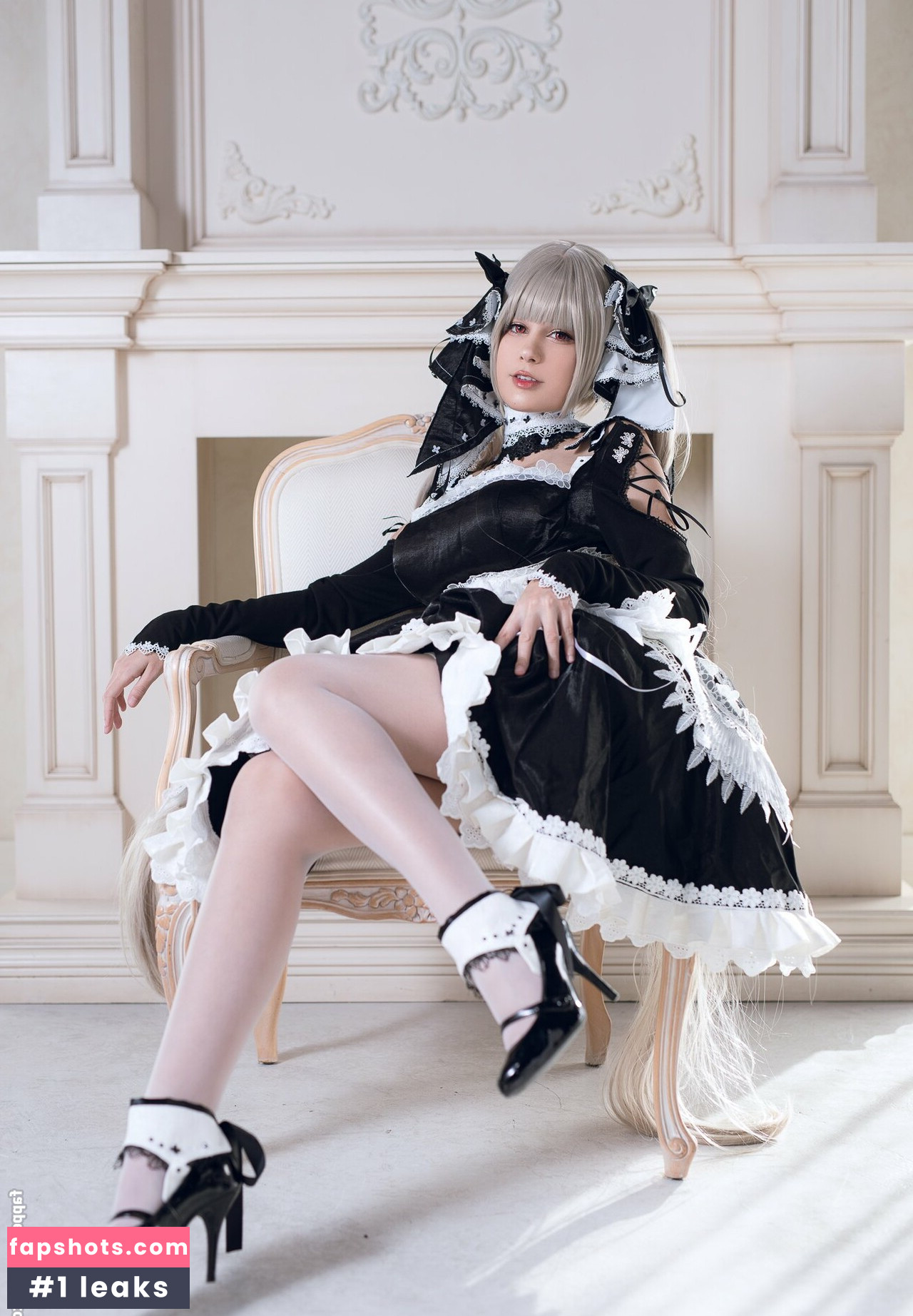 JeanWanWan gallery photo #247