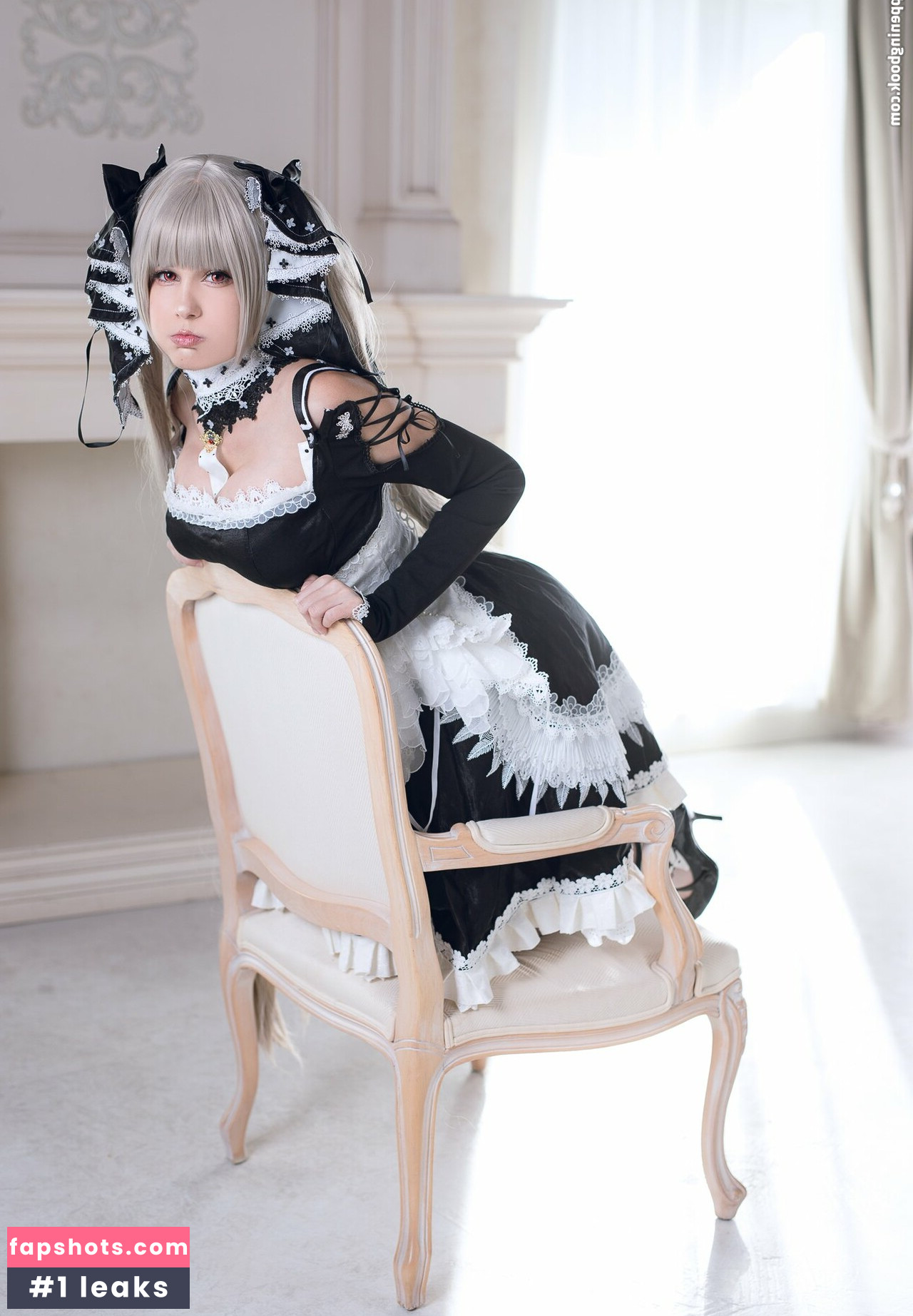 JeanWanWan gallery photo #250