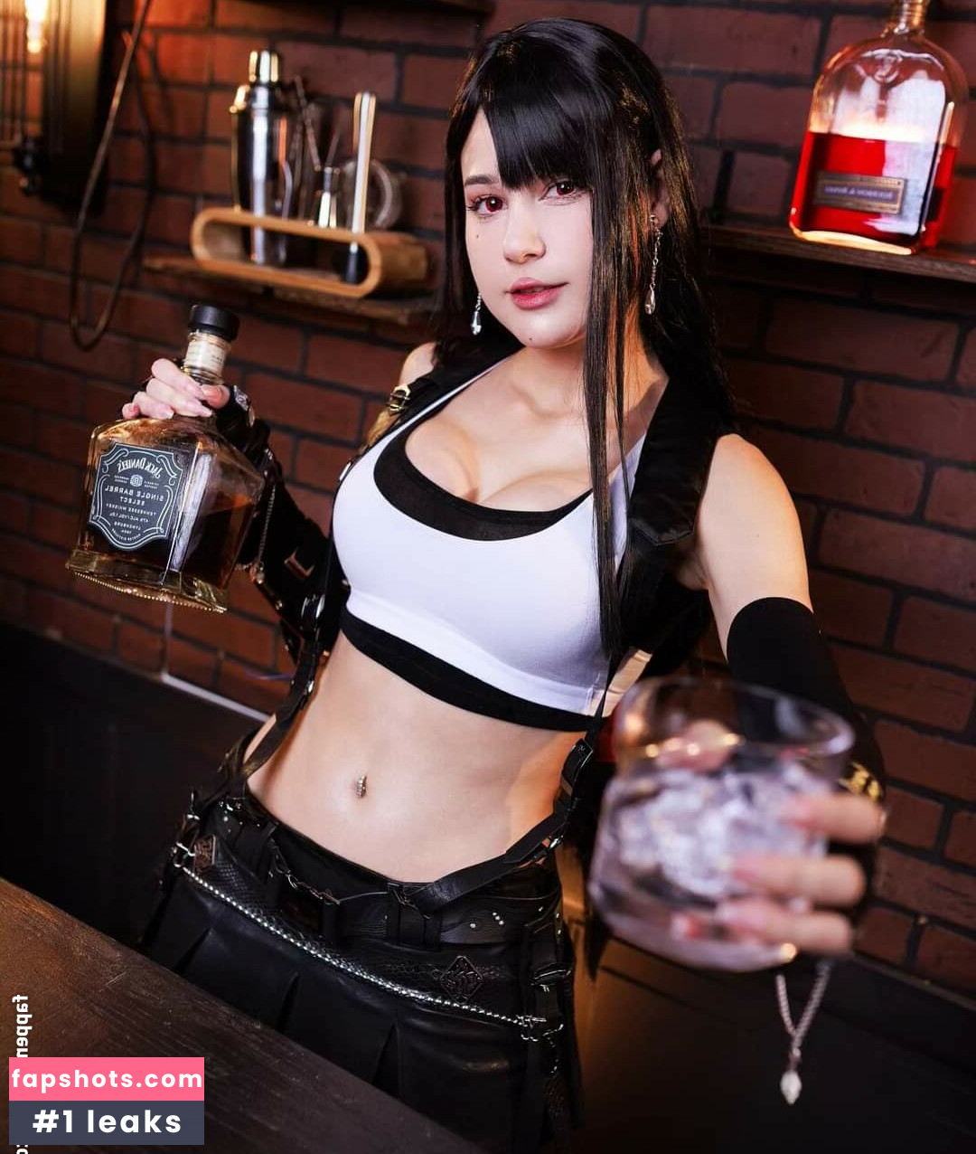 JeanWanWan gallery photo #314