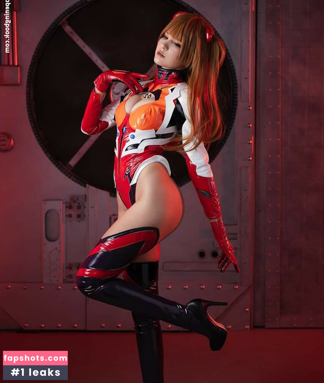 JeanWanWan gallery photo #319