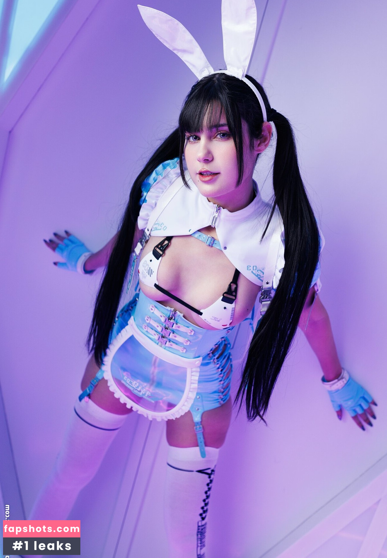 JeanWanWan gallery photo #338