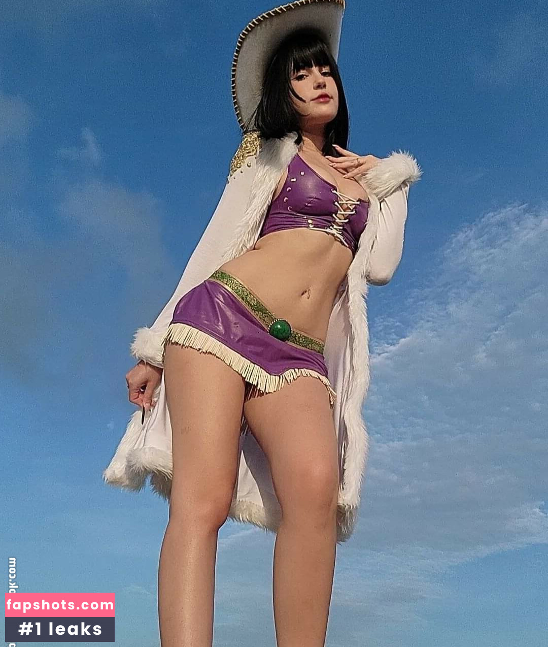 JeanWanWan gallery photo #388