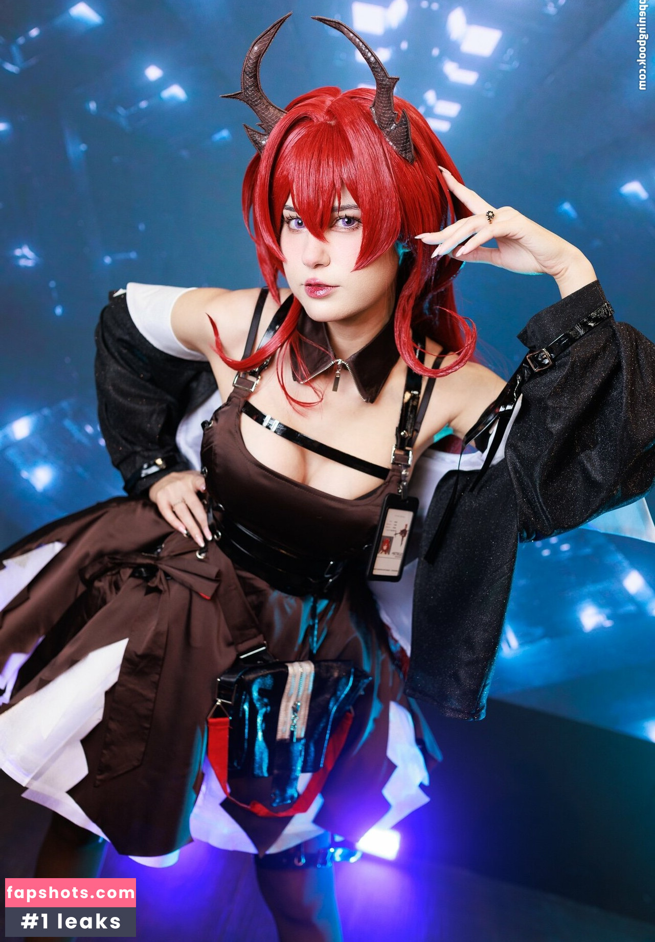 JeanWanWan gallery photo #400